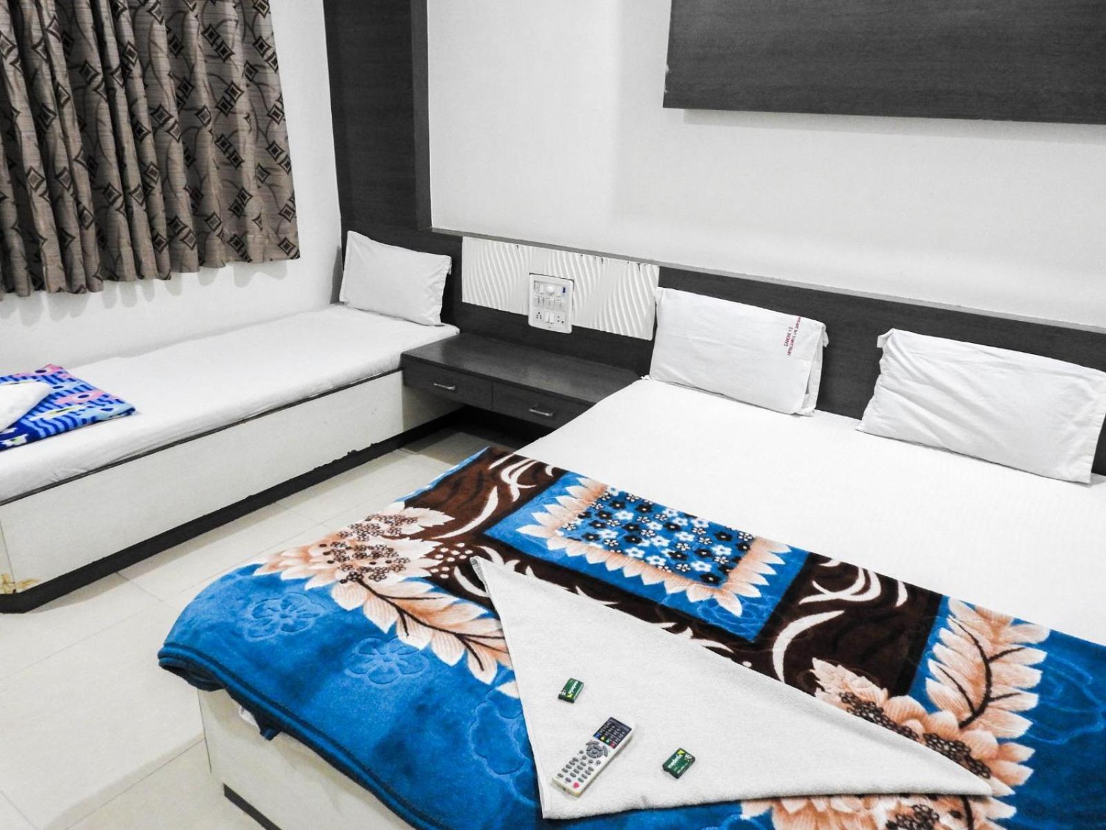Hotel Shri Sai Darshan Shirdi Extérieur photo